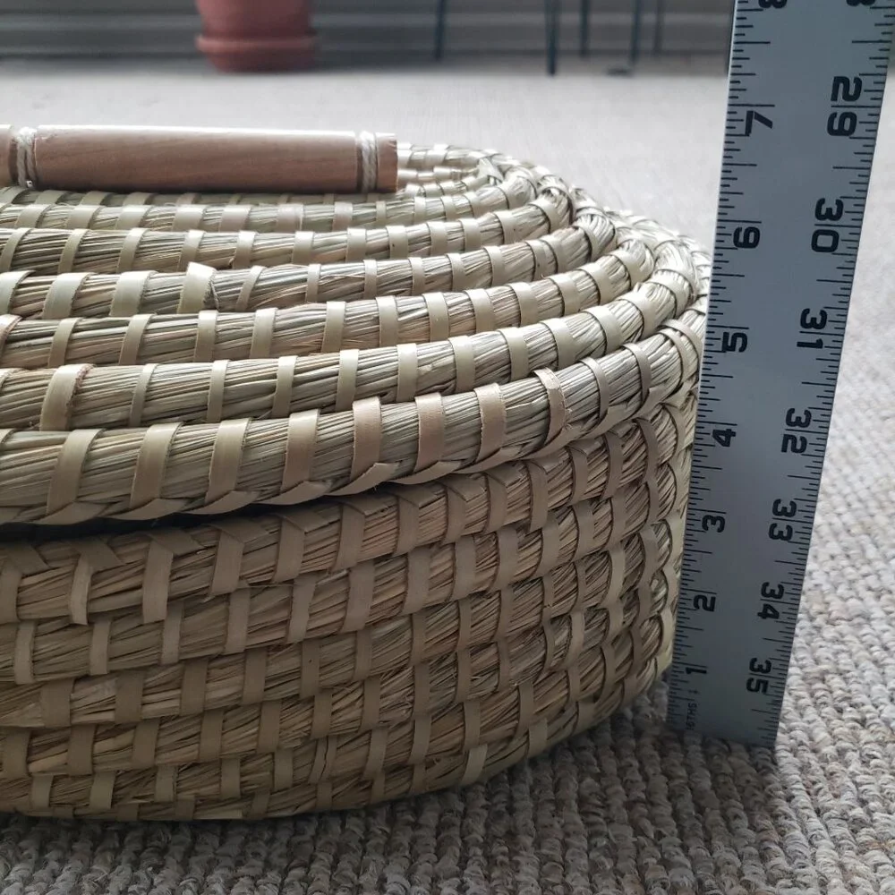 Sweetgrass Lidded Basket Oval Oblong 12